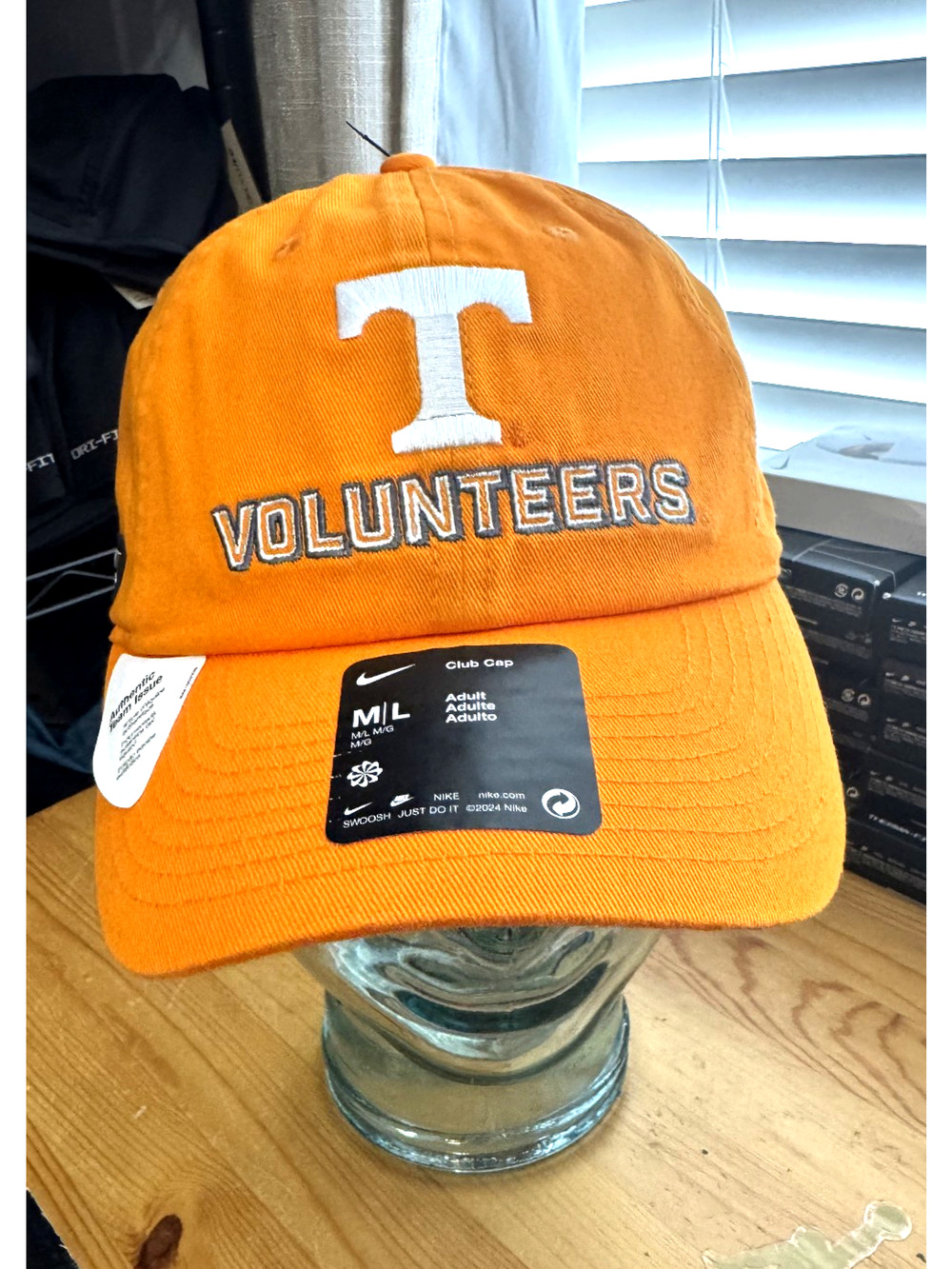 Nike Authentic Team Issue Size M/L Tennessee Volunteers Club Cap Adjustable Hat